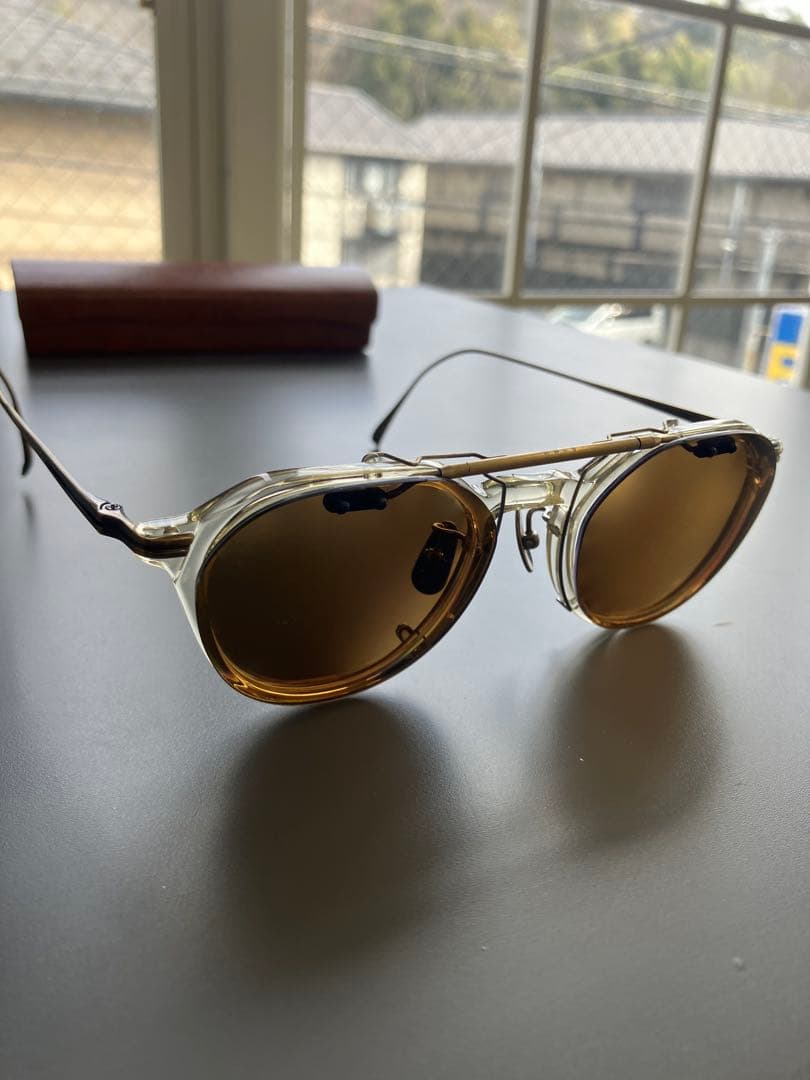 金子眼鏡　クリップオン 付き サングラス