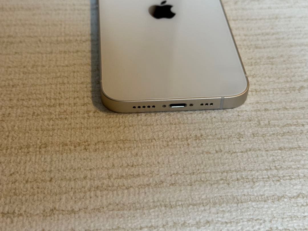 iPhone13　128GB　スターライト