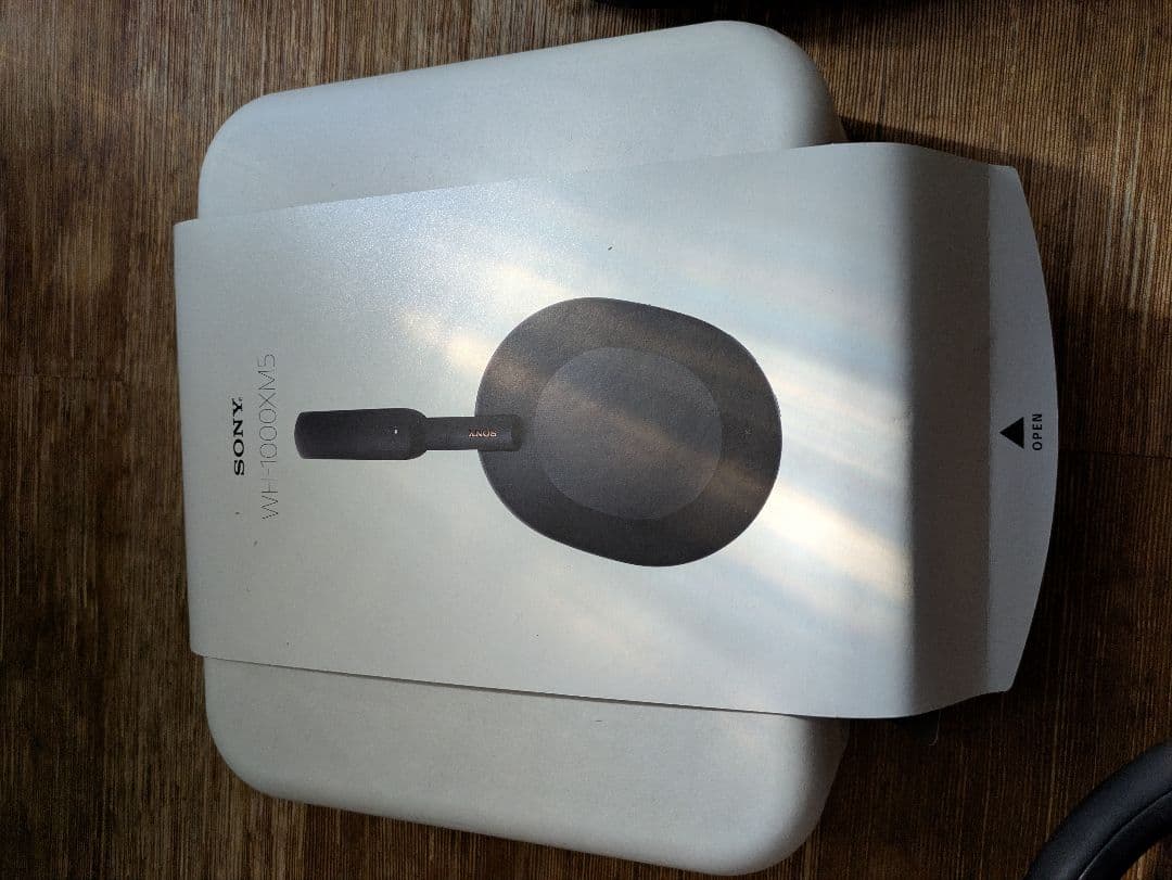 ソニー　WH-1000XM5 美品付属品完備