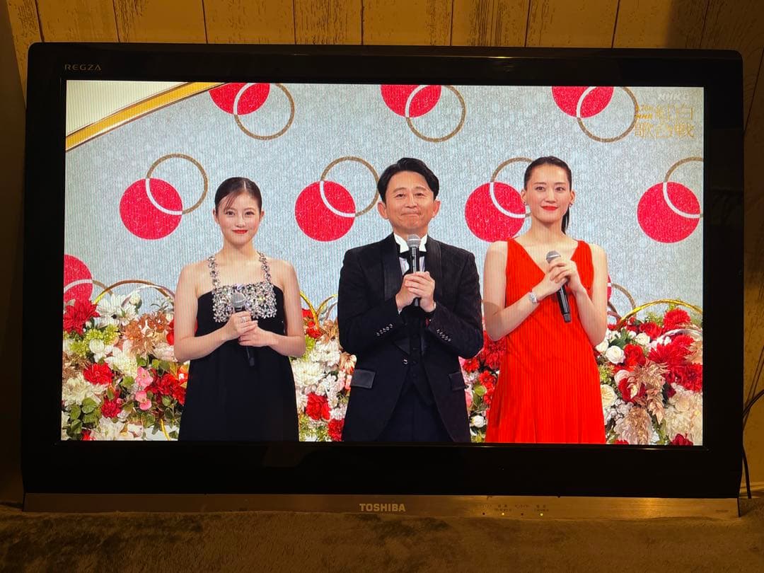 東芝　REGZA 32H-9000液晶テレビ 32型　録画機能内蔵　値段交渉⭕️