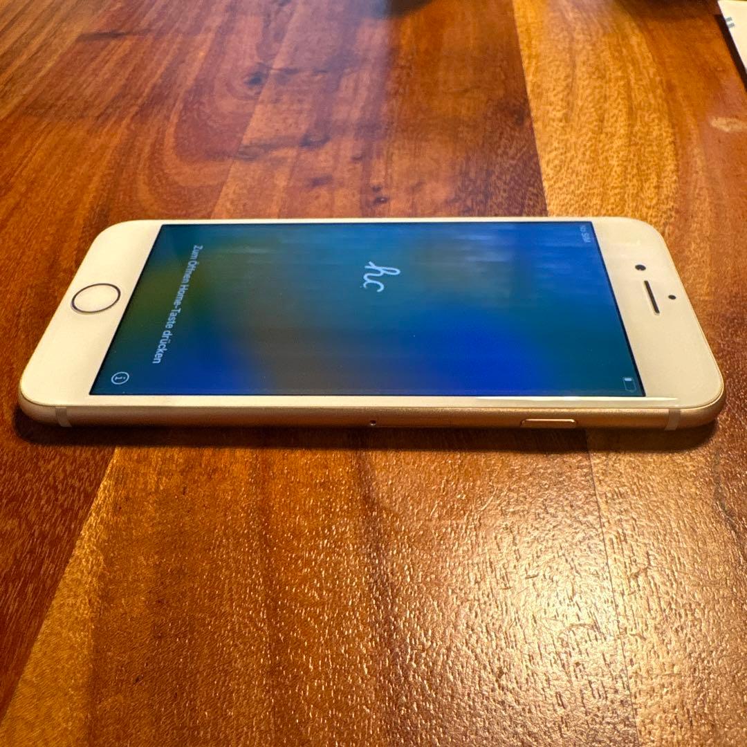 【中古】iPhone8 64G