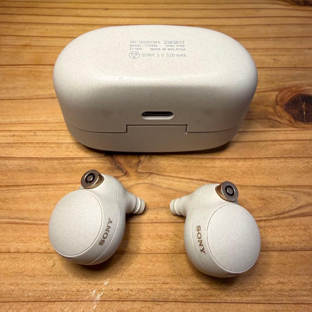 イヤホン WF-1000XM4
