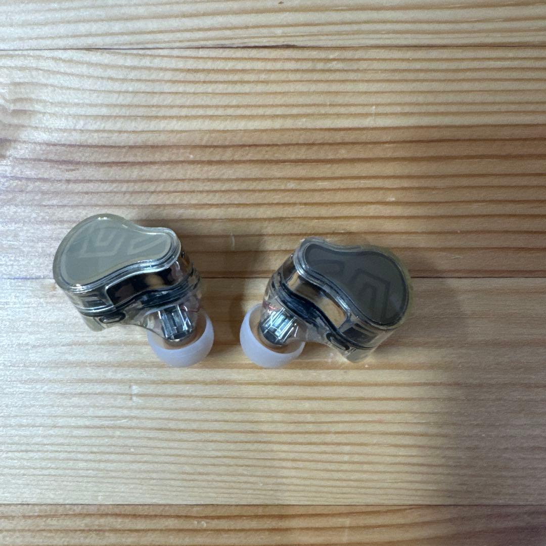 付属品新品　SOUNDPEATS H3 ワイヤレスイヤホン