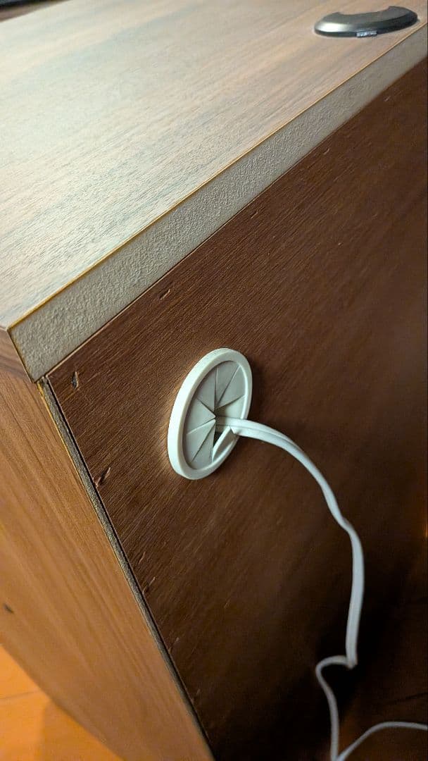 パモウナ　リビングチェスト