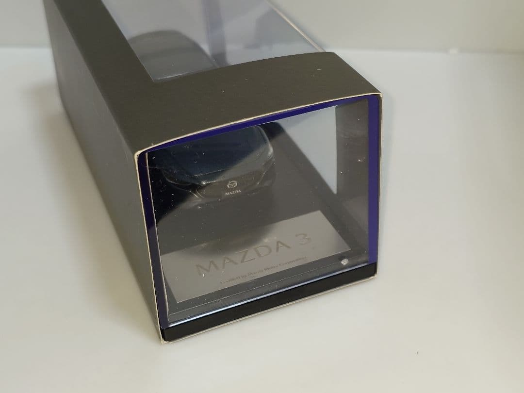 マツダ正規品 マツダ3 1/43 ミニカー グレー
