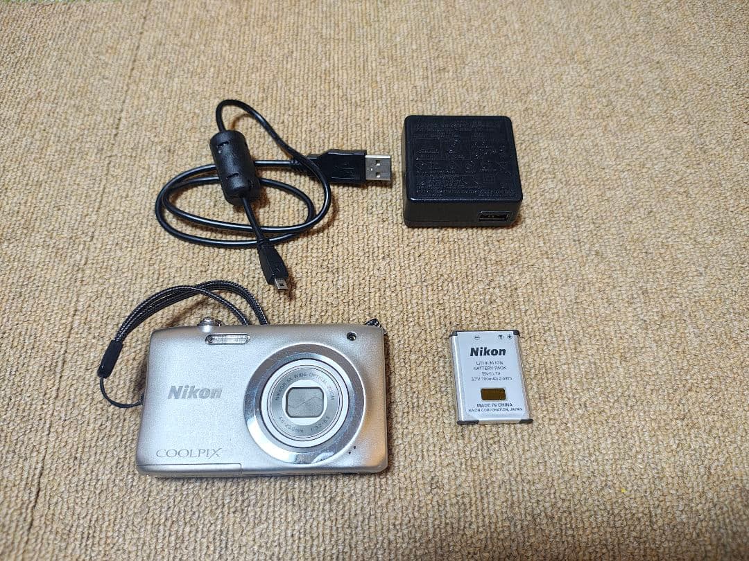 Nikon COOLPIX A100 デジタルカメラ　使用OK！