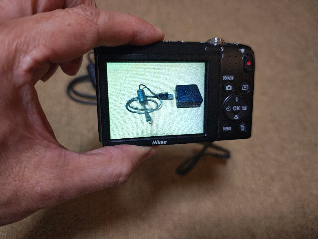 Nikon COOLPIX A100 デジタルカメラ　使用OK！