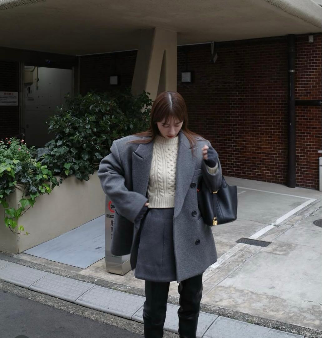 【CLANE】OVER SHOULDER PEAKED LAPEL COAT