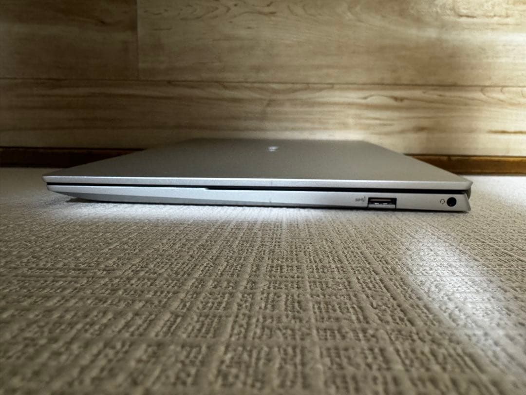 Dell Inspiron13 5330ノートパソコンCore i7