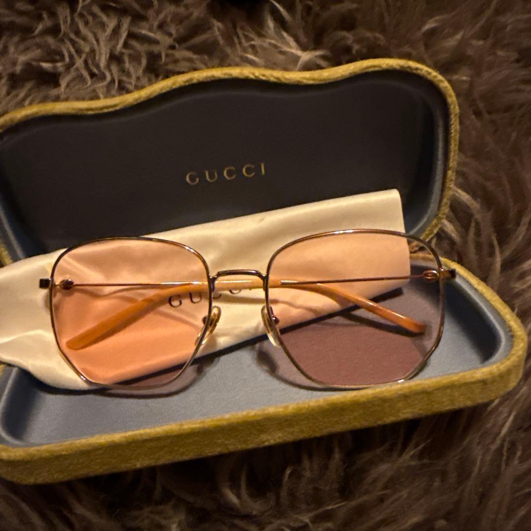 GUCCI ピンクレンズ メガネ ケース付き