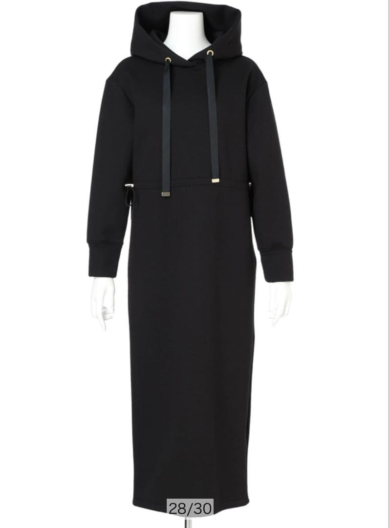 ジャスグリッティー　サイドドロストパーカーワンピース　黒　2