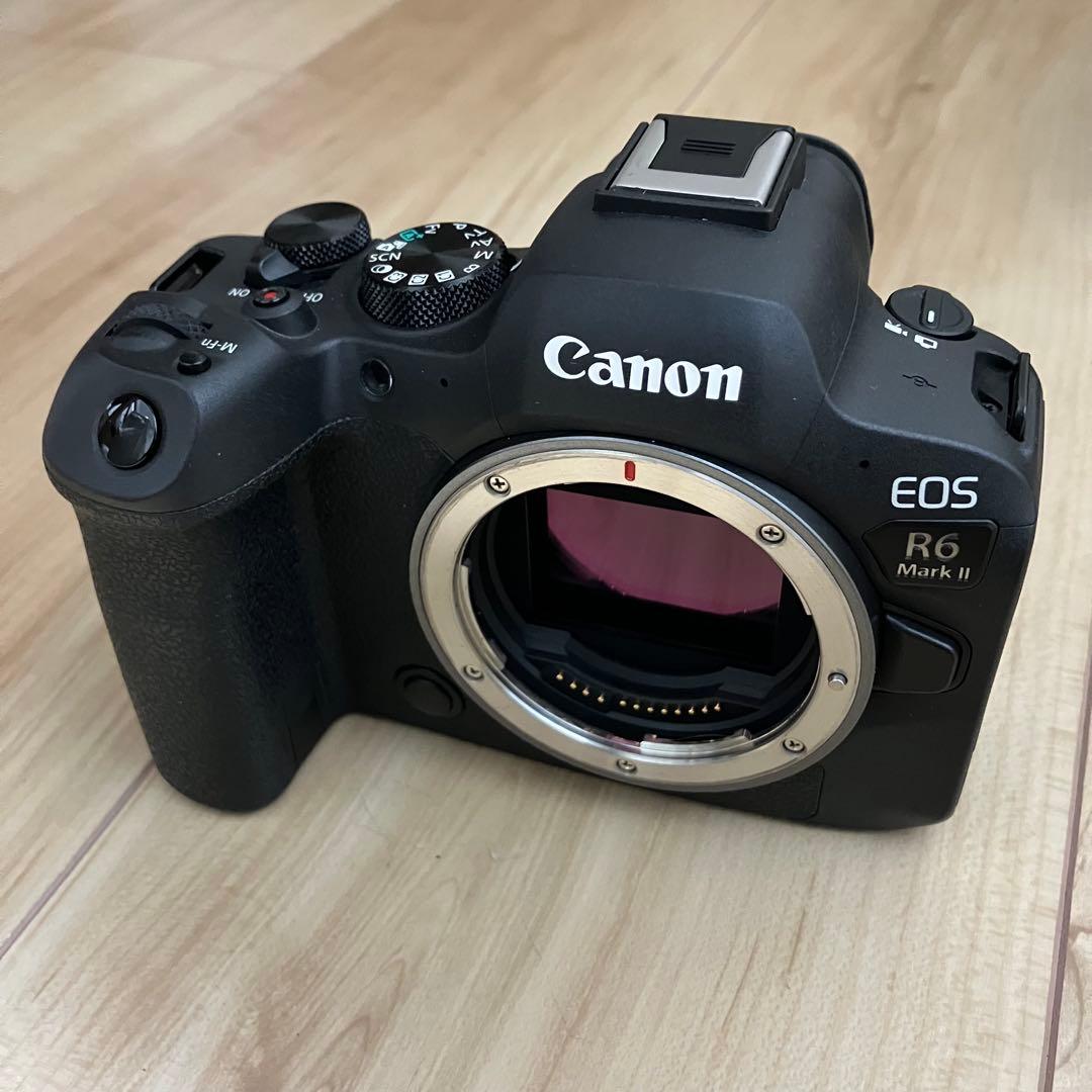 Canon EOS R6 Mark II ボディ マーク2 キレイ　ショット数少