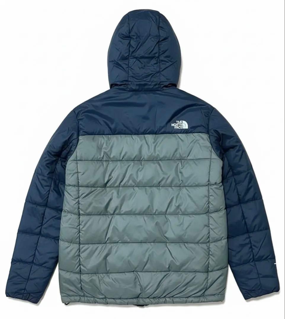 The North Face バルトロ風カラー　リバーシブルダウン カーキ×黒