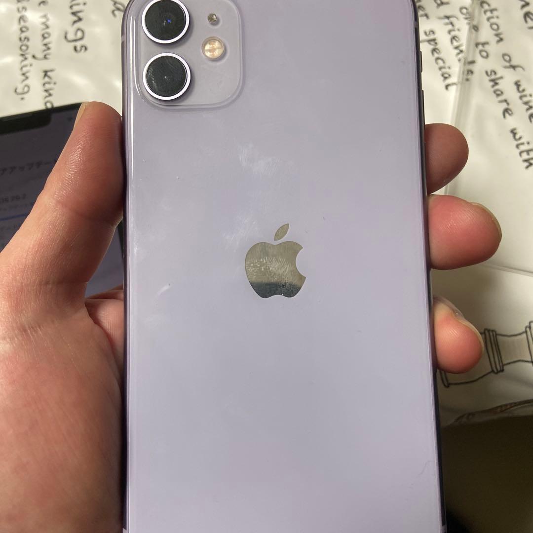 iPhone11 256ギガ　パープル美品