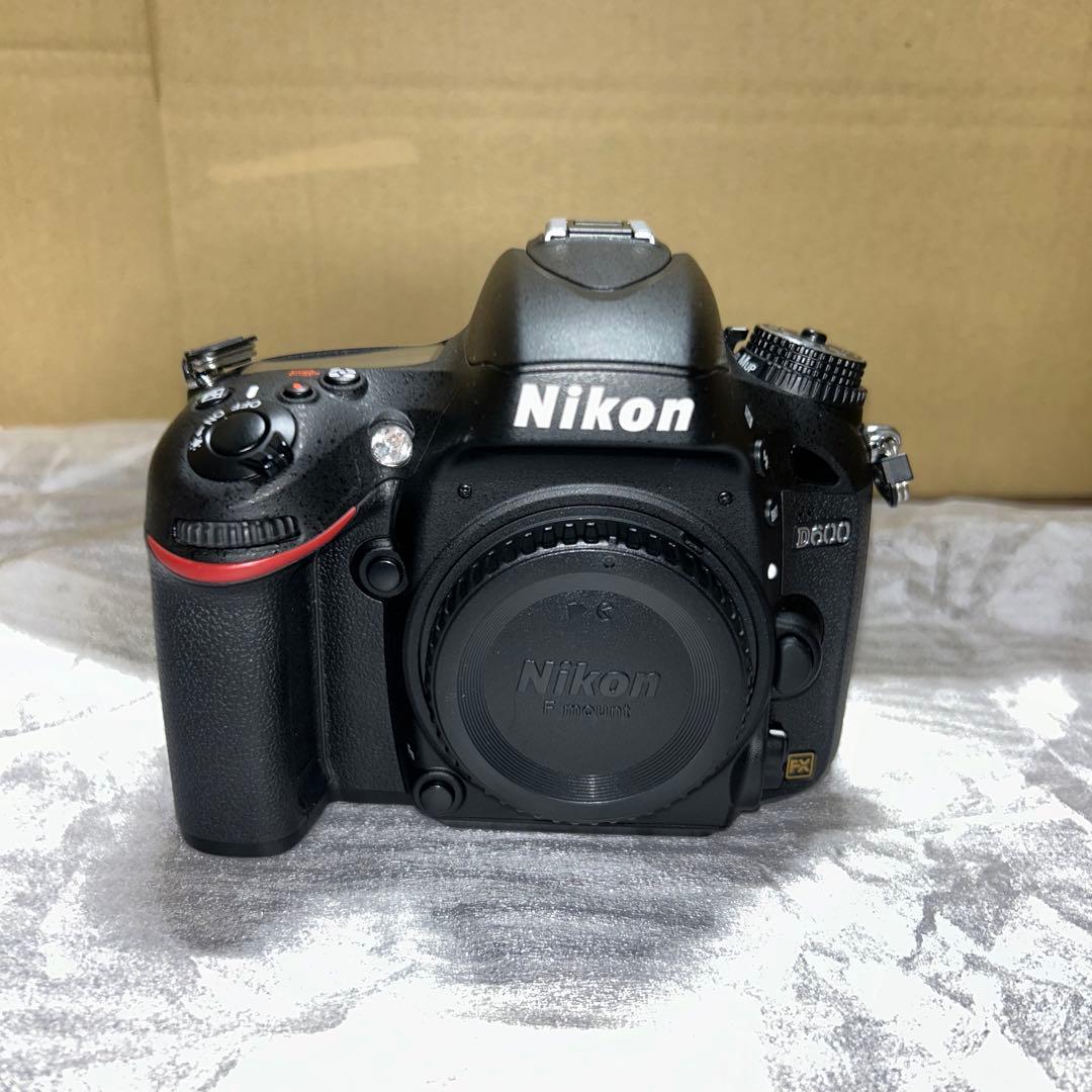 Nikon デジタル一眼レフカメラ D600 ボディー