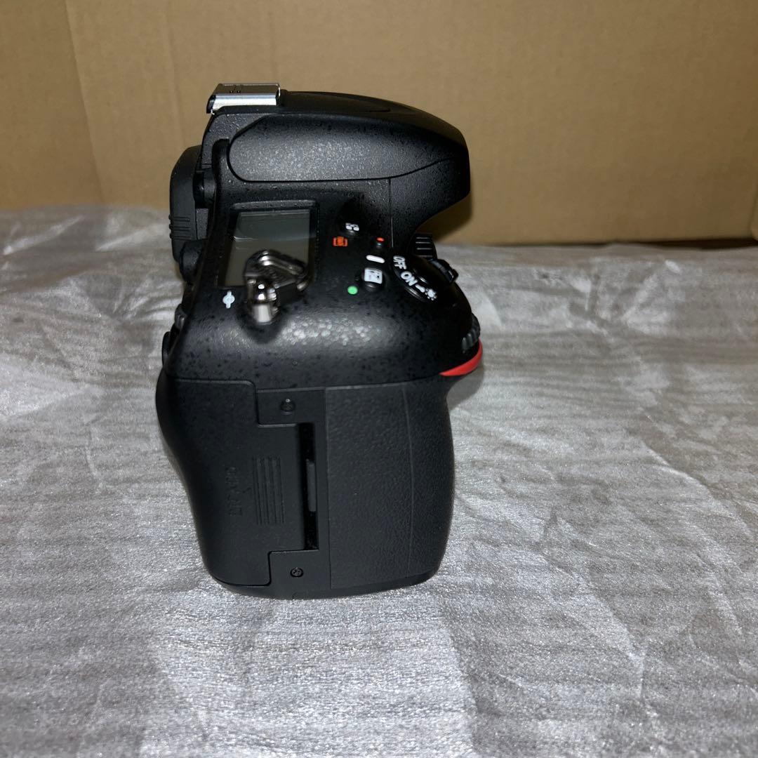 Nikon デジタル一眼レフカメラ D600 ボディー