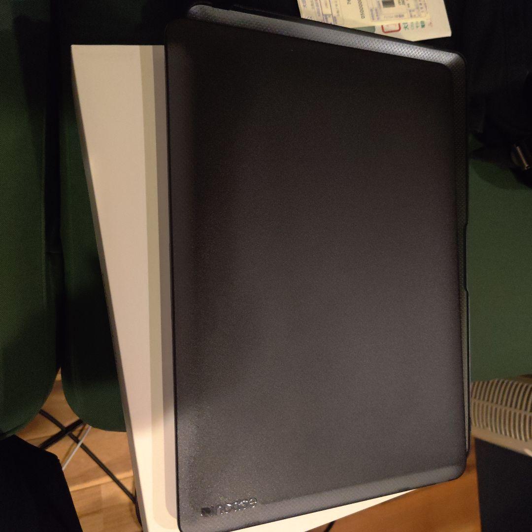 美品 MacBook Air M1 13インチ 256GB 8GB ケース付