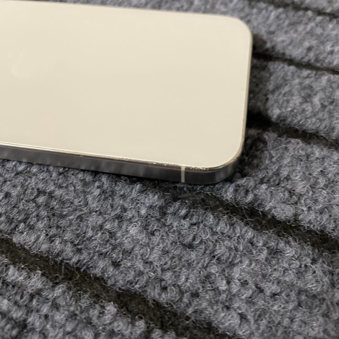 162 iPhone15 Pro 128GB ホワイトチタニウム SIMフリー