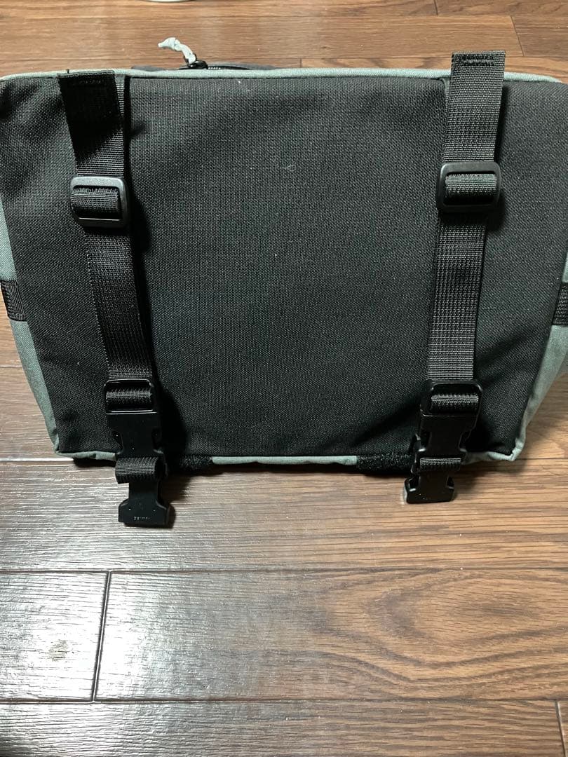 アクセサリー ILE porteur rack bag small