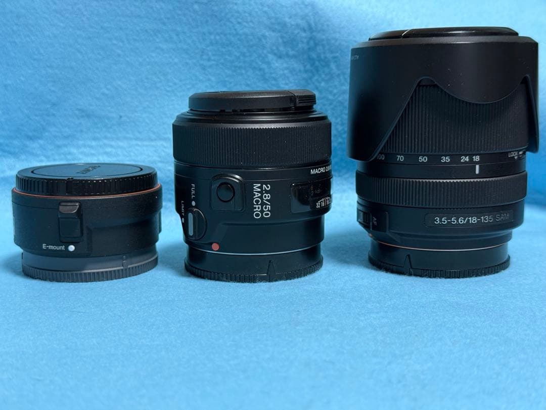 マウントアダプターLA-EA5 とSONY Aマウントレンズ2種