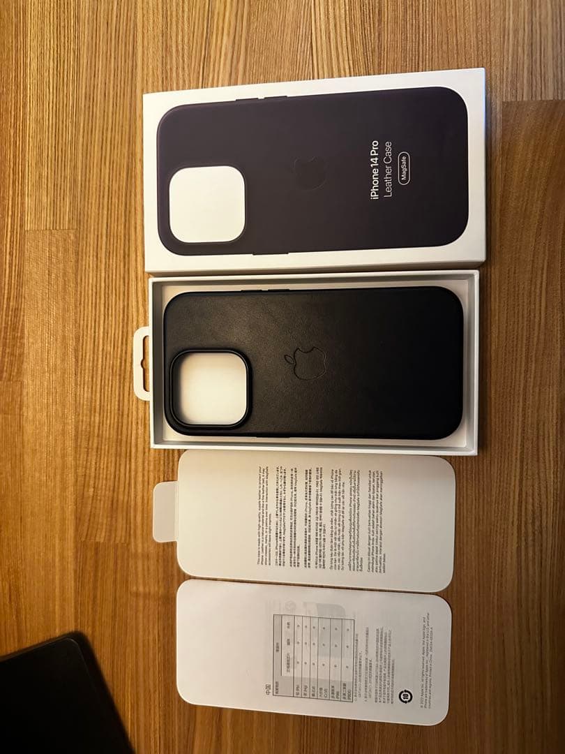 正規品　Apple純正 iPhone14pro レザーケース　【インク】