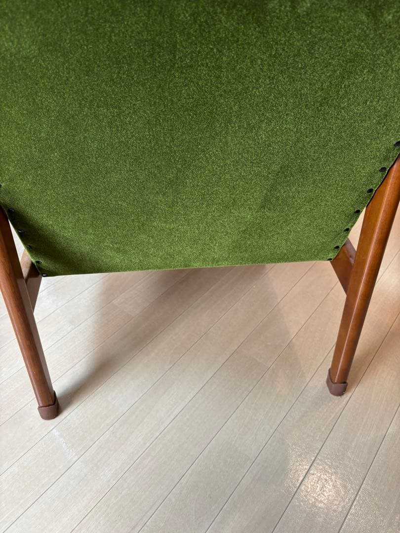 カリモク60 Ｋチェア　モケットグリーン