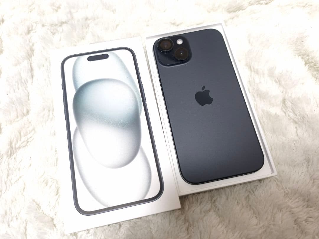 iPhone15 ブラック 256GB