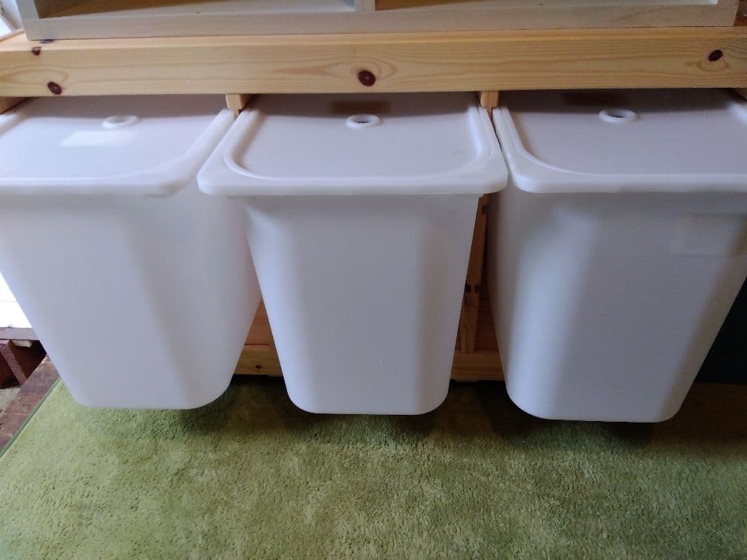 イケア　トロファスト　木製 収納ボックス 大 ３個付き