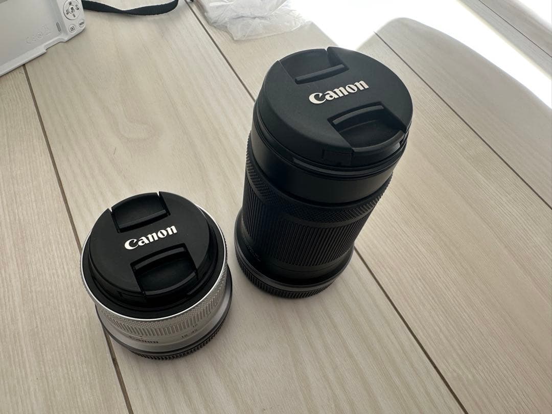 Canon EOS R50 ミラーレス一眼　ダブルズームキット