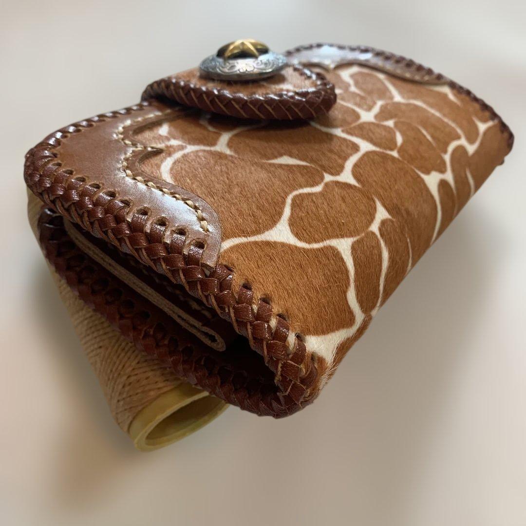 ハンドメイドレザークラフトキリン柄ハラコ牛革茶色ミドルウォレット牛レース編み茶色