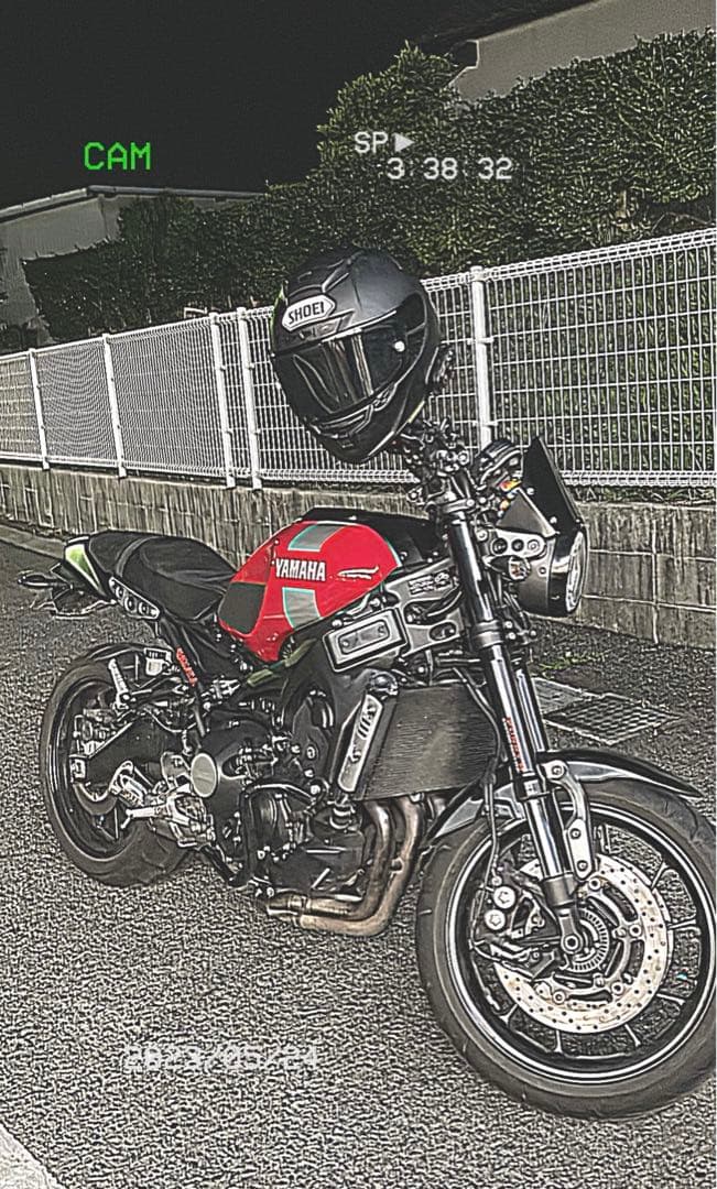 xsr900 タンクカバー　ビビットレッド