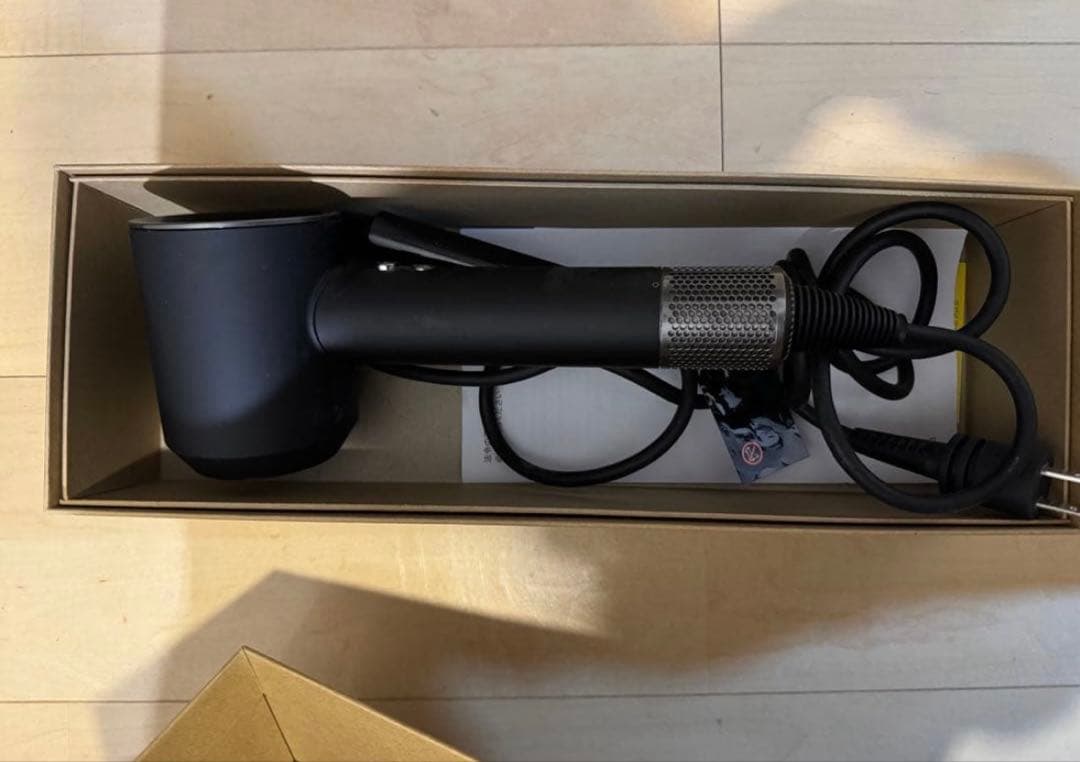 ダイソン　ドライヤー　HD08 美品