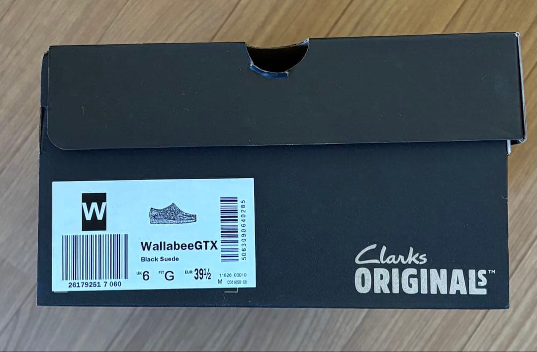 クラークス　ワラビー　ゴアテックス