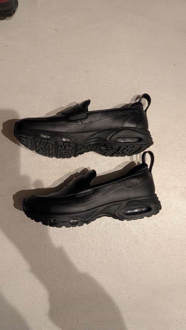 ナイキ ウィメンズ エア マックス フェノメナ　ローファー27cm