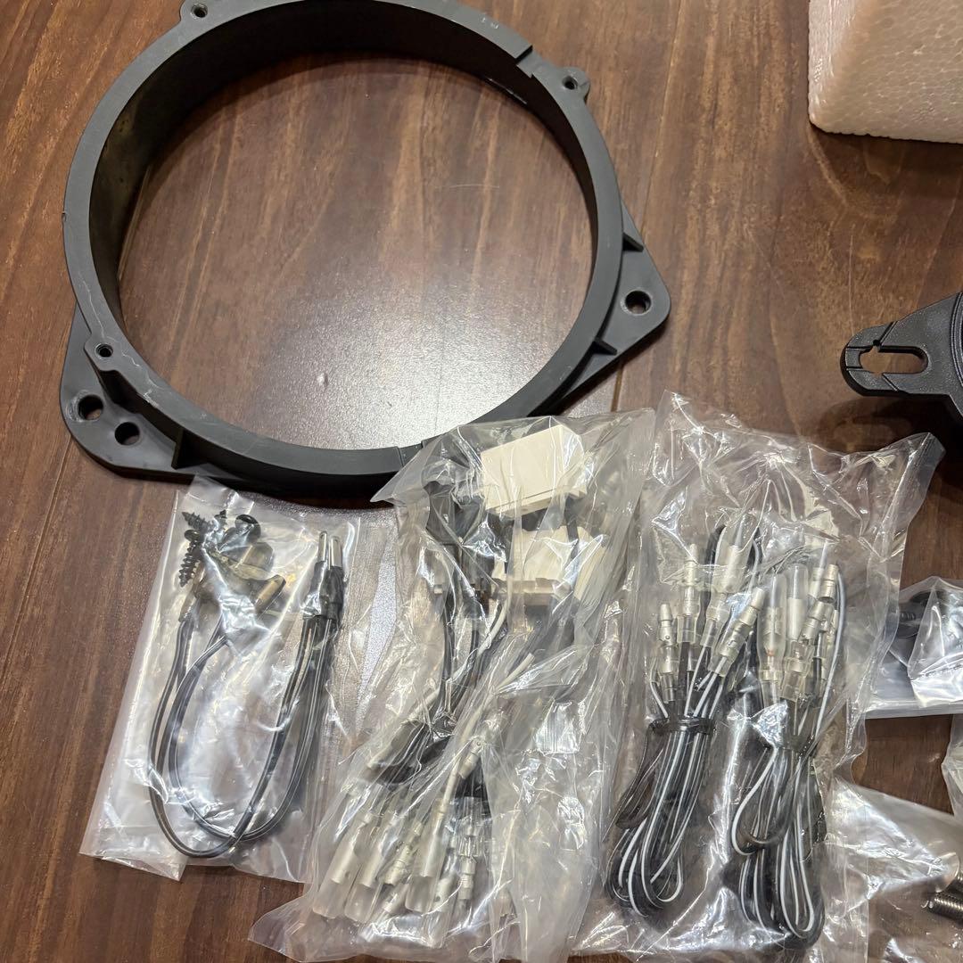 美品　カロッツェリア　スピーカー　TS-C1736S VM レヴォーグに使用