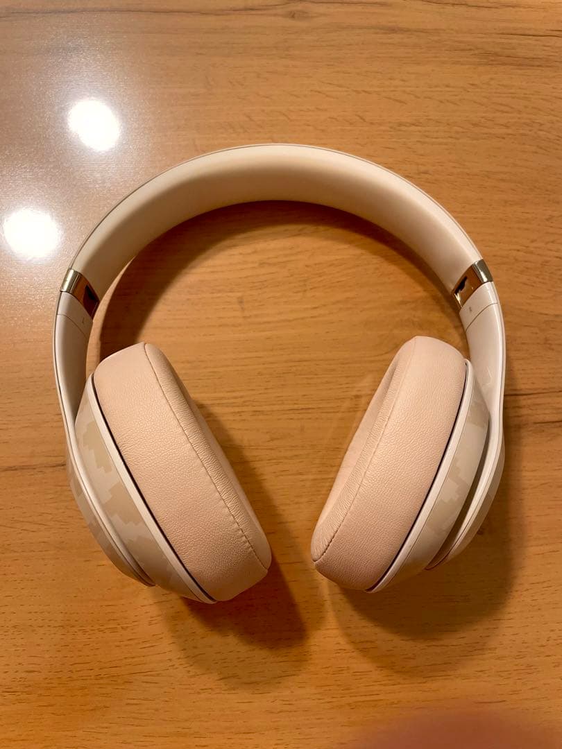 限定カラー! Beats Studio 3ワイヤレス ヘッドホン サンドデューン