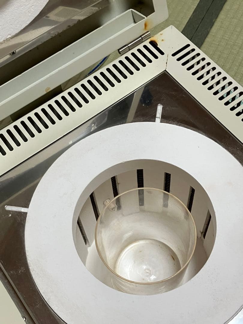 電気炉と温度調節器　陶芸、焼き物作りに　取扱説明書あり