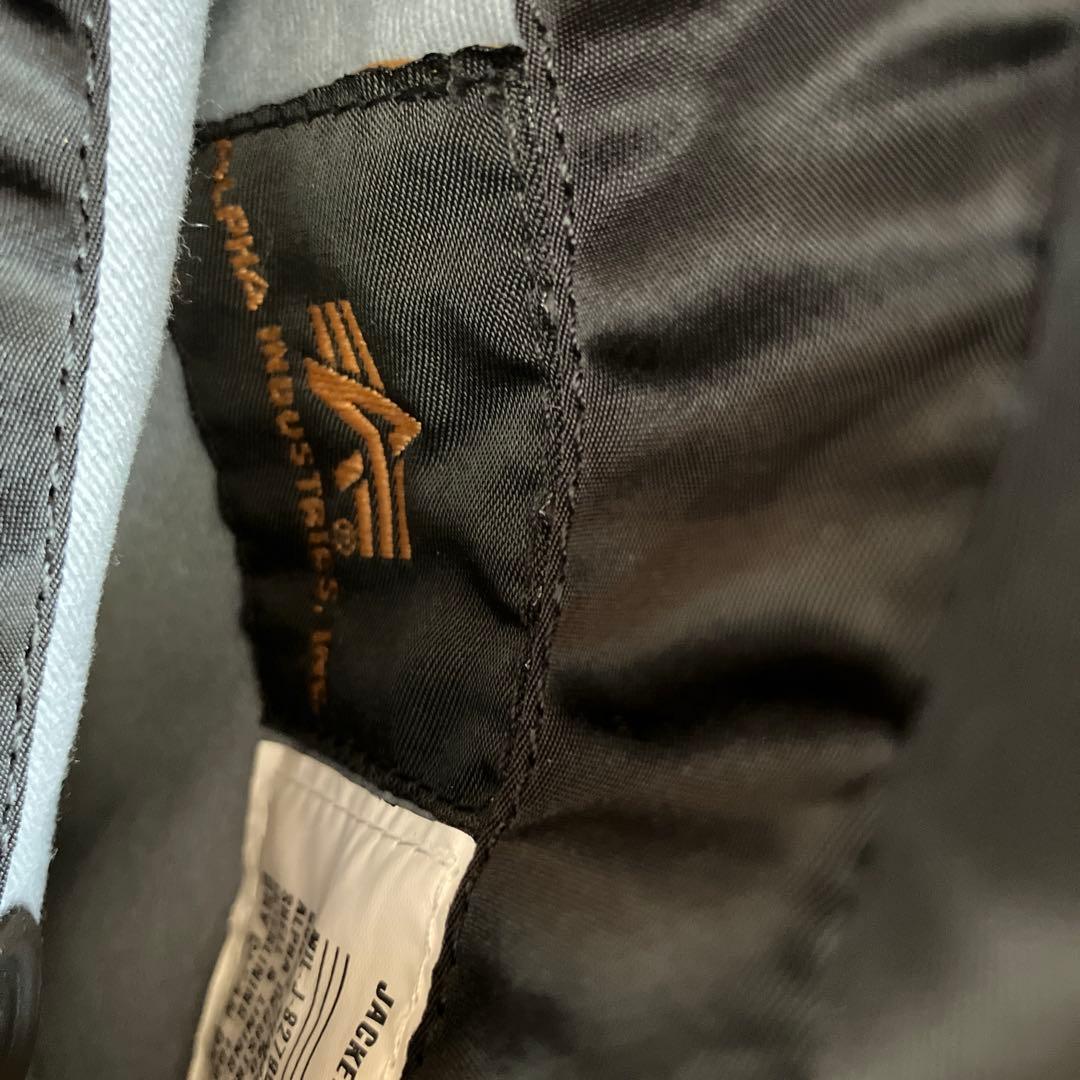 【美品】MA-1 ALPHA INDUSTRIES ブラック　Ｌサイズ