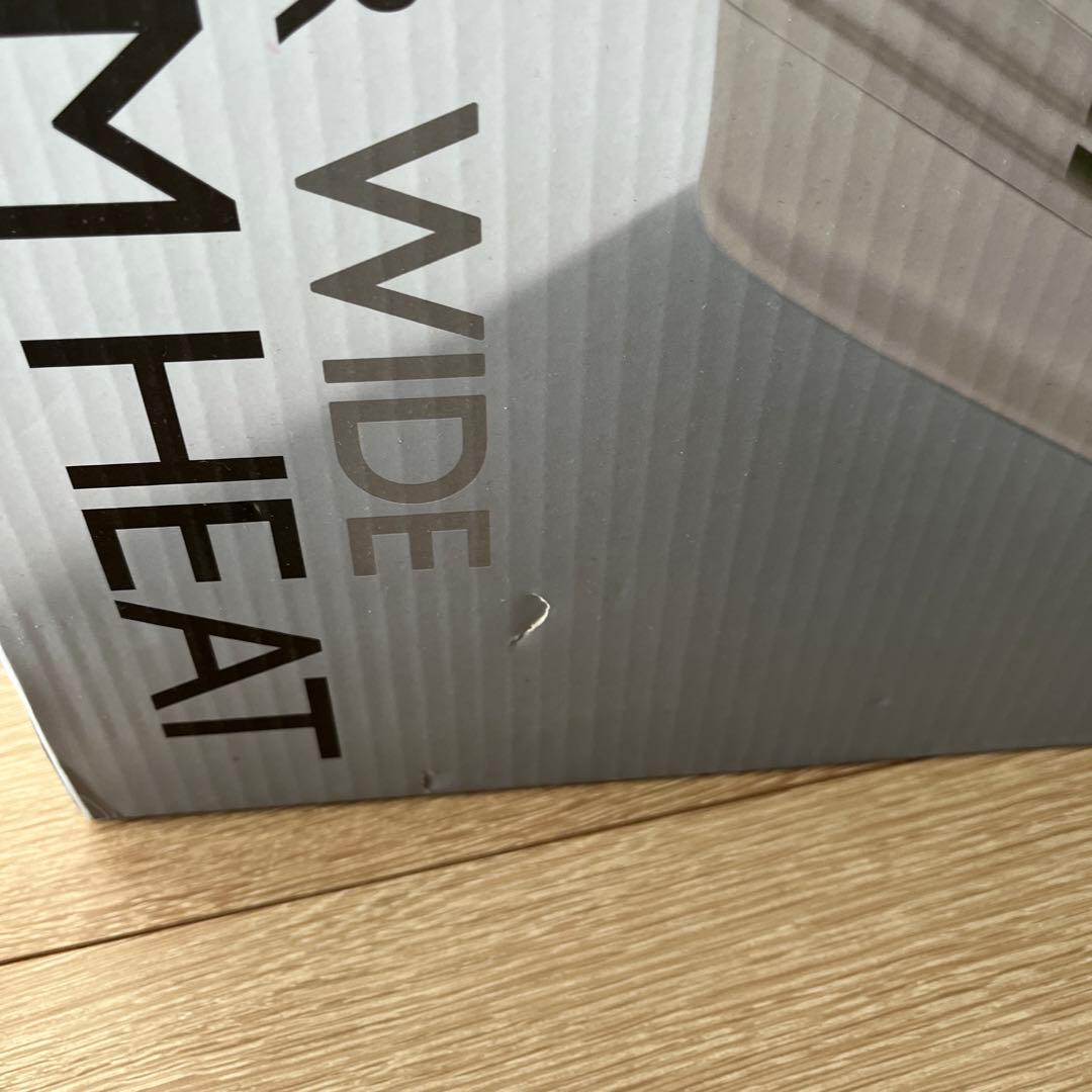 限定セール！新品未開封THREEUP セラミックファンヒーター SLIM