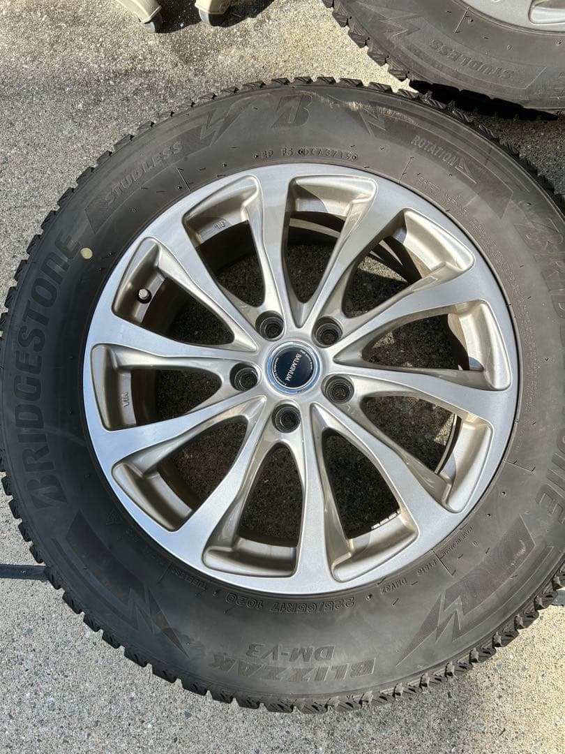 値引きしました！17インチ　DM-V3スタッドレス225 65 17 CX5など