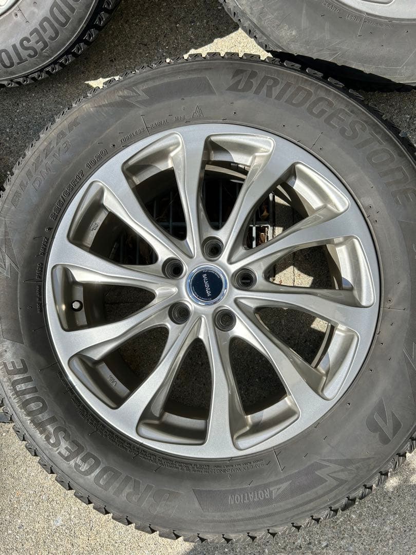 値引きしました！17インチ　DM-V3スタッドレス225 65 17 CX5など