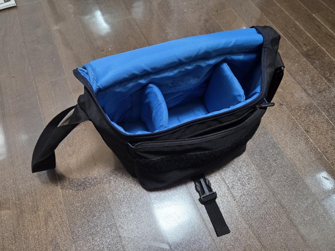 Canon EOS KISS X7i　デジタル一眼レフ　付属品有