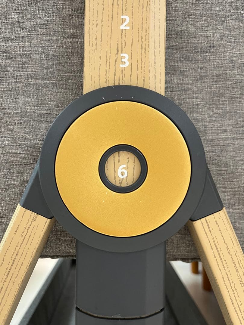 美品 可動式 折り畳みベビーベッド