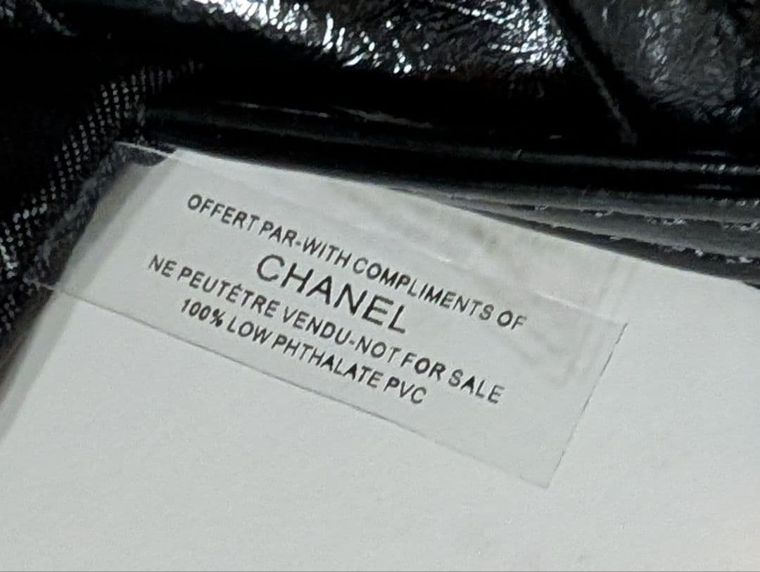 CHANELノベルティキルティング チェーンショルダー2wayバッグエナメル加工