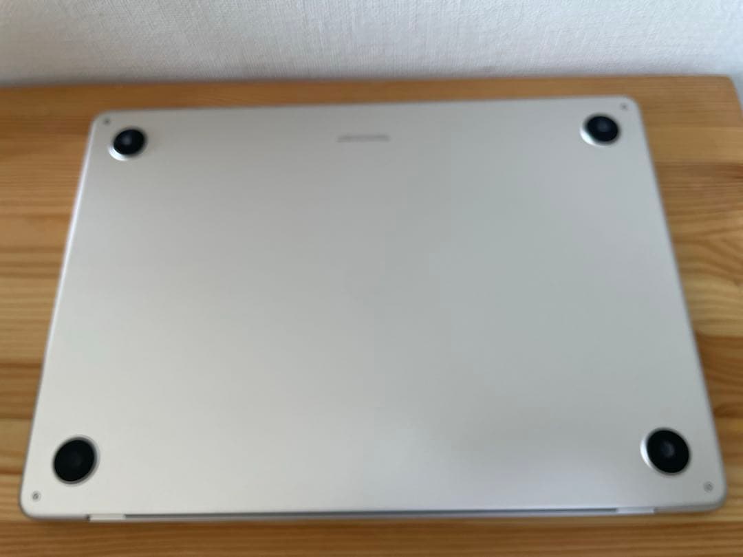 【美品】Macbook Air M2 2022 13インチ8GB 256GB
