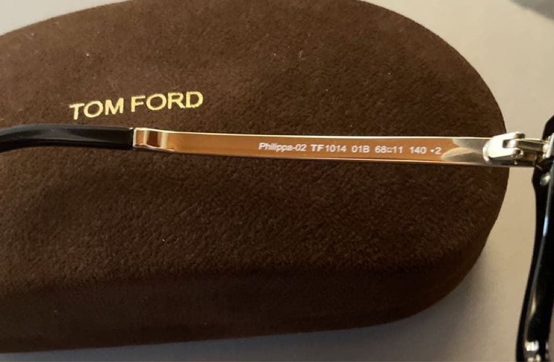 TOM FORD Philippa-02 TF 1014 01B サングラス