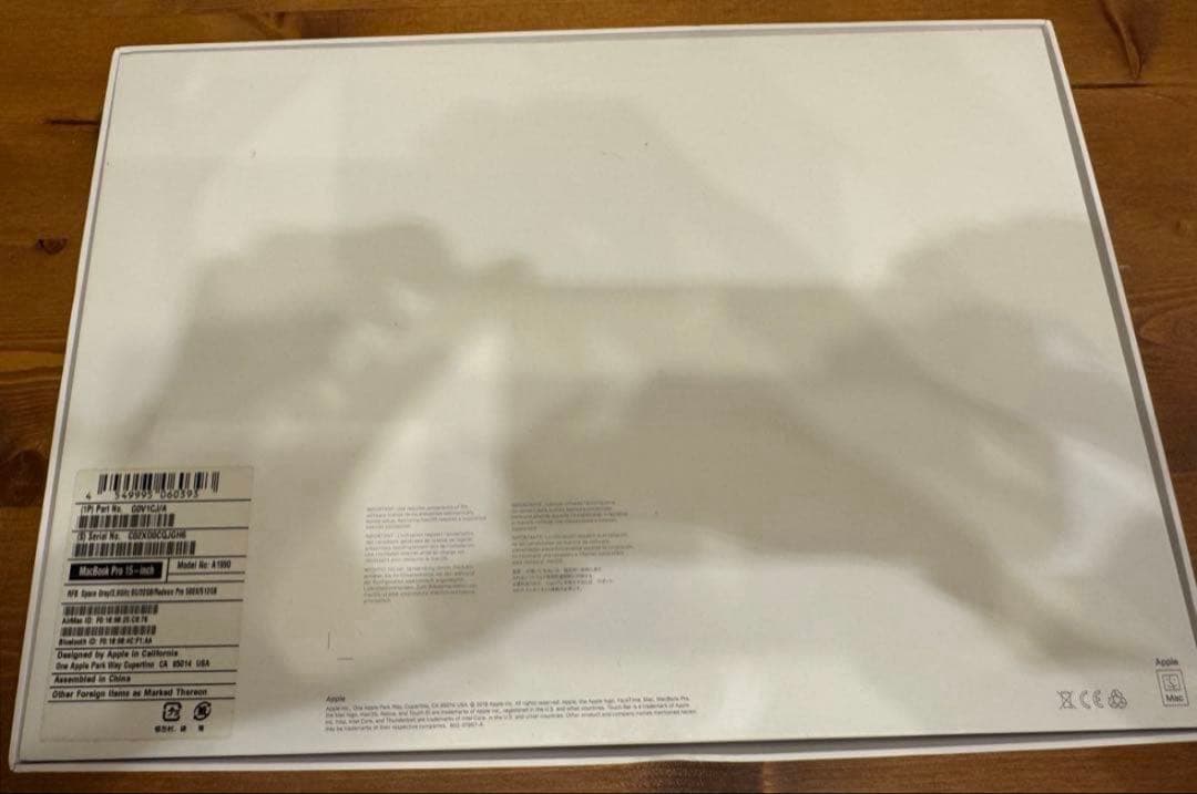 MacBook本体 MacBook Pro 15.4 Core i9 512GB 16GB