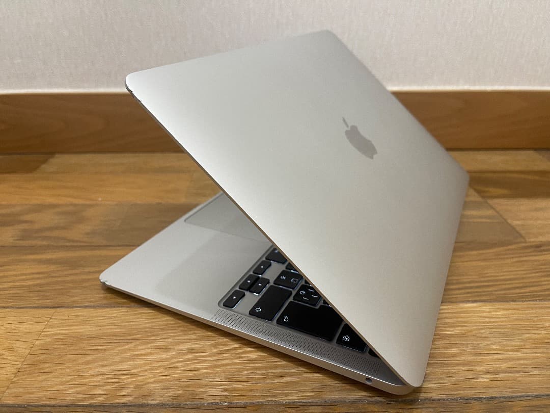 【完動品】Apple MacBook Air 2020 Early