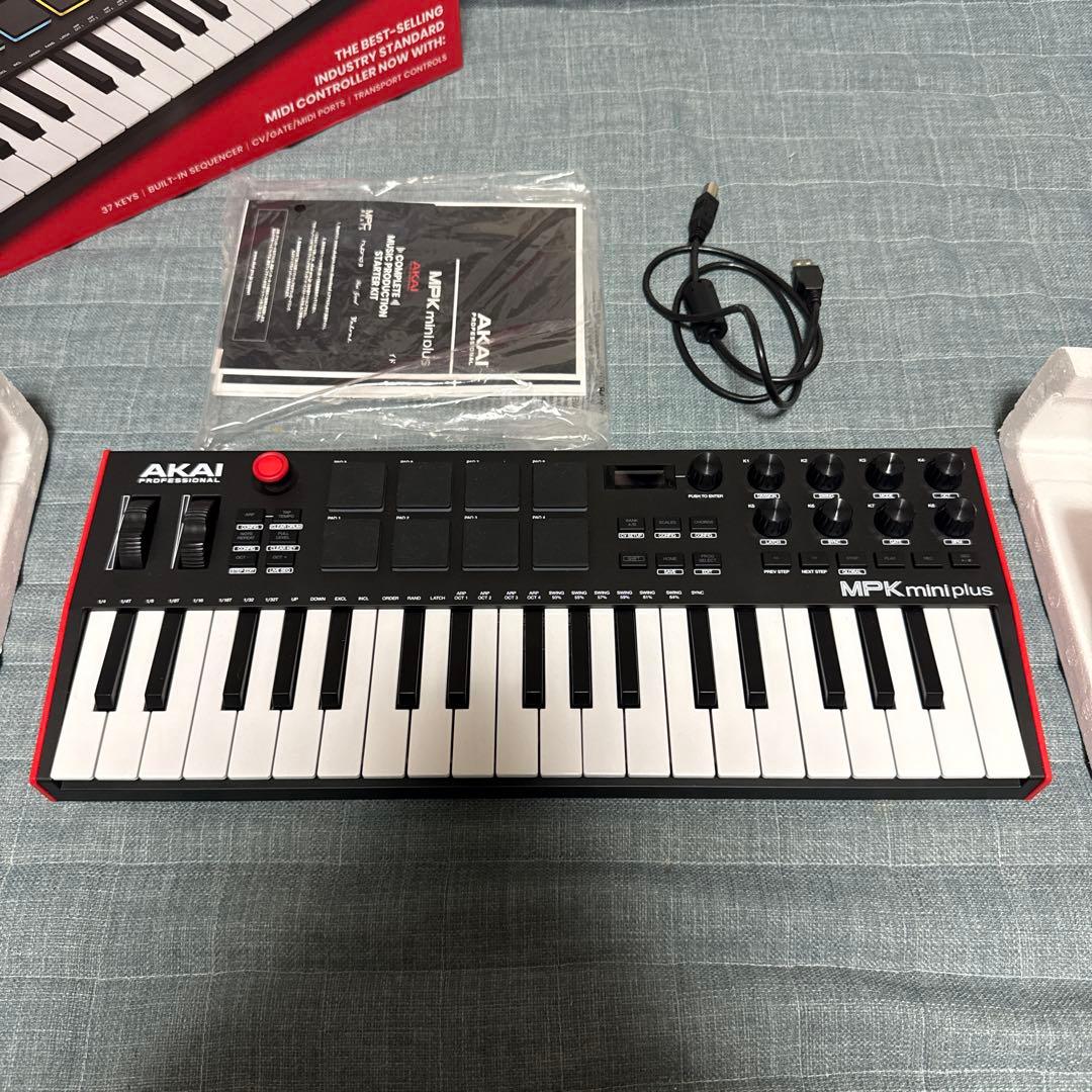 AKAI MPK mini plus 37キー MIDI 超美品！