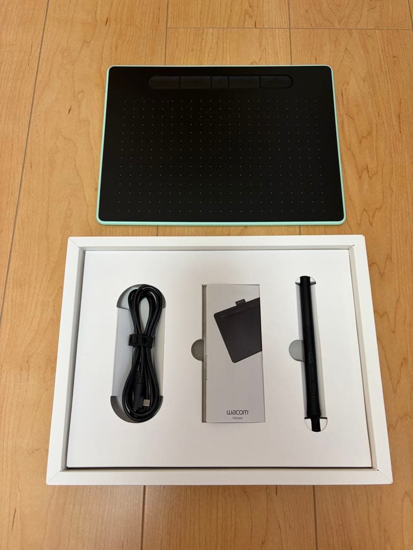 【極美品】Wacom IntuosペンタブレットCTL-6100WL